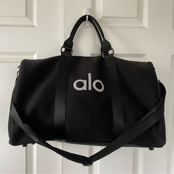 SOLD - Alo Yoga Traverse Duffle - Picture 5 of 7